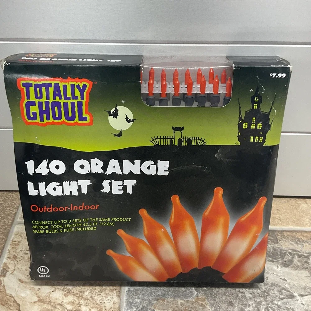 Totally Ghoul 140 Orange Light Set Halloween Indoor Outdoor 42.5ft Kmart Vintage